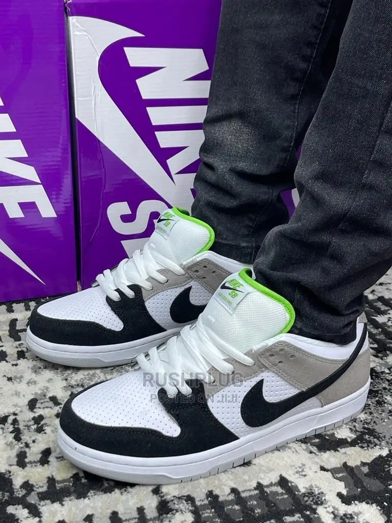 Nike Sb Dunk Low Chlorophyll