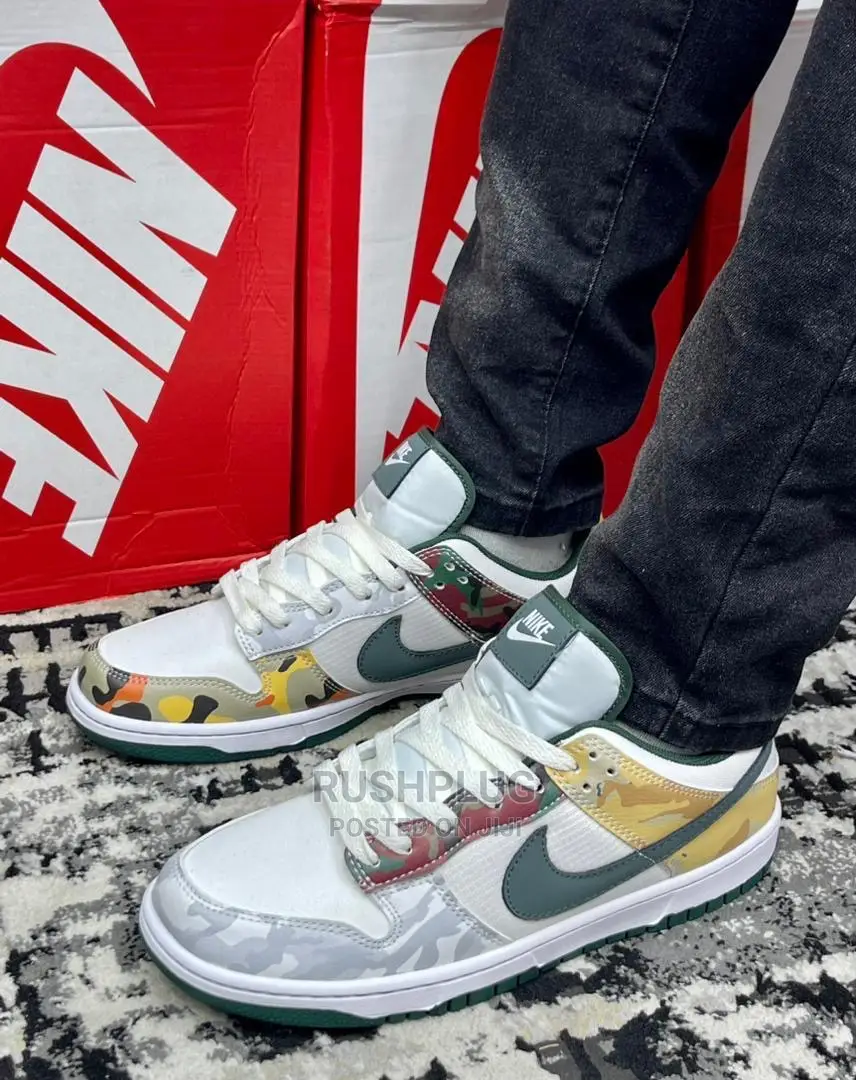 Nike SB Dunk Low CHLOROPHYLL