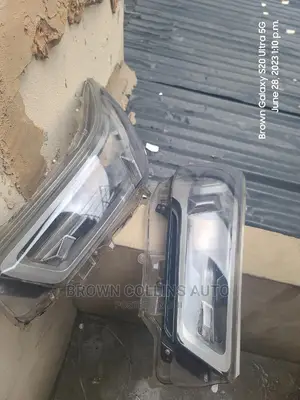 Headlights Cover Toyota Hilux 2020-2023