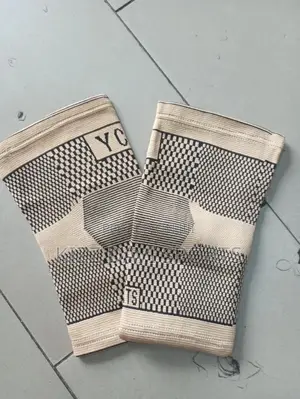 Football Kneecap