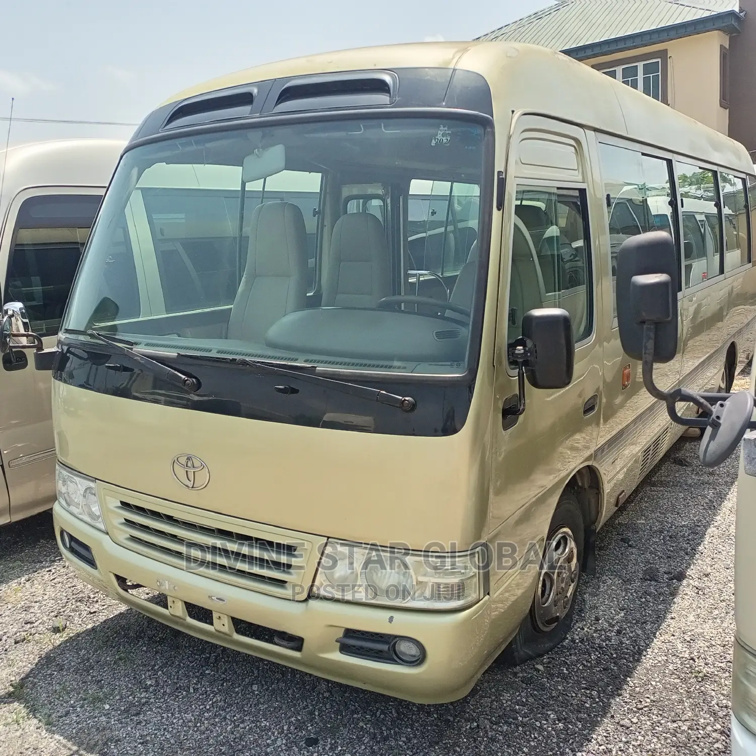 Toyota Coaster 2015 Gold