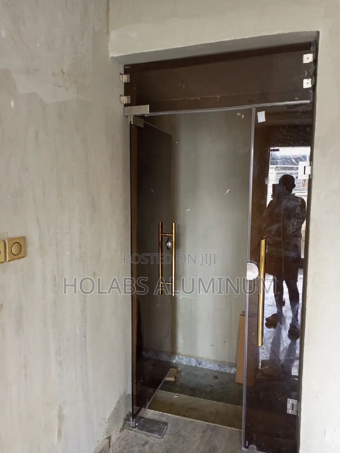 Swing Door Double With Simple Small