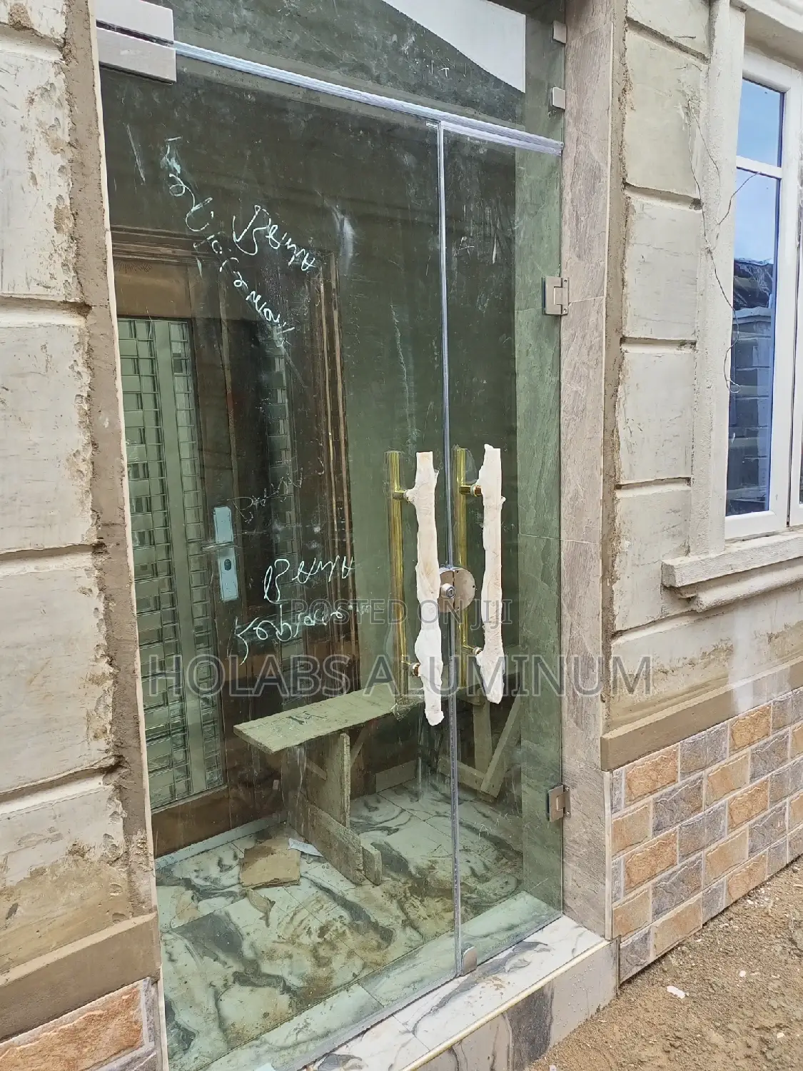 Swing Door Wit Gold Handle