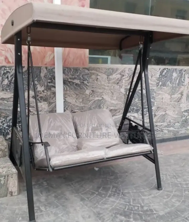 Garden Swing.