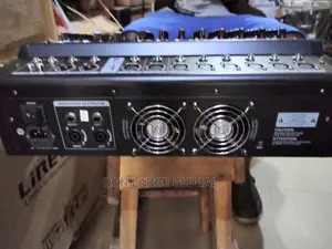 Yamaha Pmx808d 8 Channel Powder Mixer