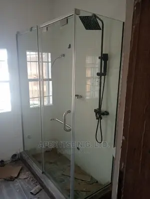 Idea Cubicle Glass