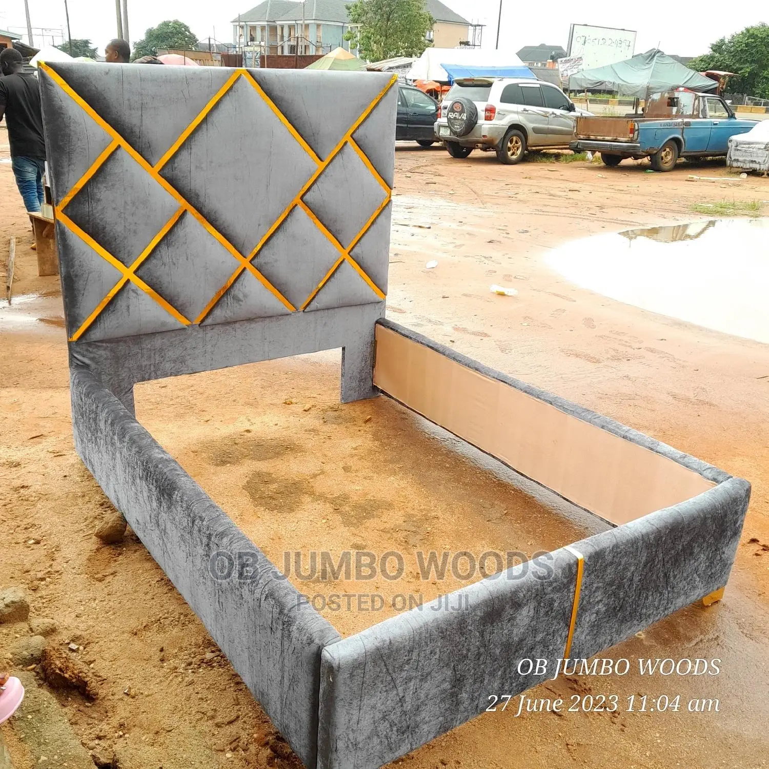 Modern 4×6 Headboard Bedframe