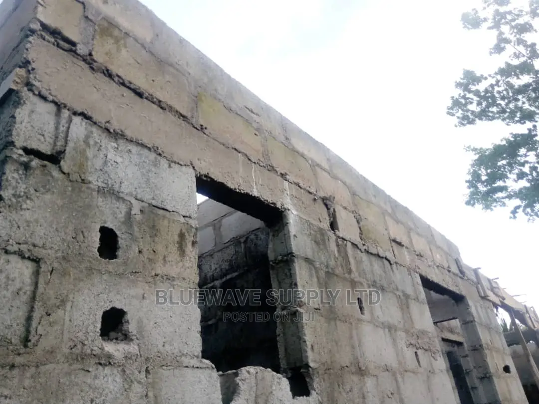 Incomplete 3 Bedroom on a Full Plot (Setback)