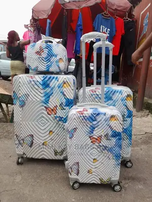 Complete Set of Plastic Box 105000