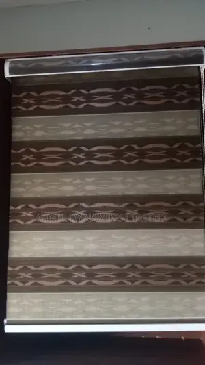 High Quality Window Blinds (Free Delivery)