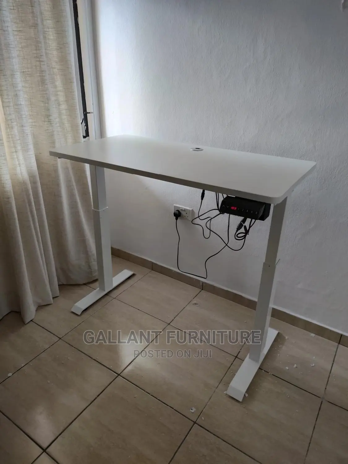 Quality Electric Adjustable Desk