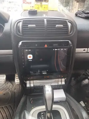 Porsche Cayenne Android