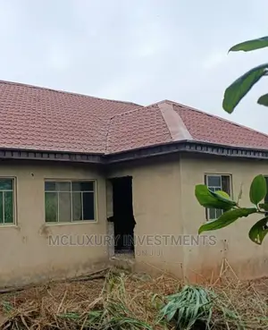 2bdrm Bungalow in Near Redemption Camp, Obafemi-Owode for sale