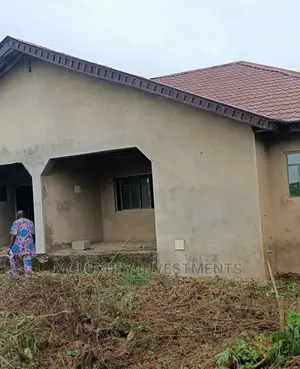 2bdrm Bungalow in Near Redemption Camp, Obafemi-Owode for sale