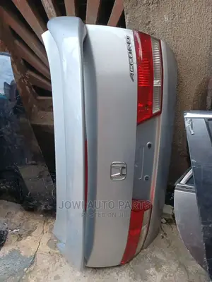 Complete Booth With Spoiler 2003/2005 Honda Accord