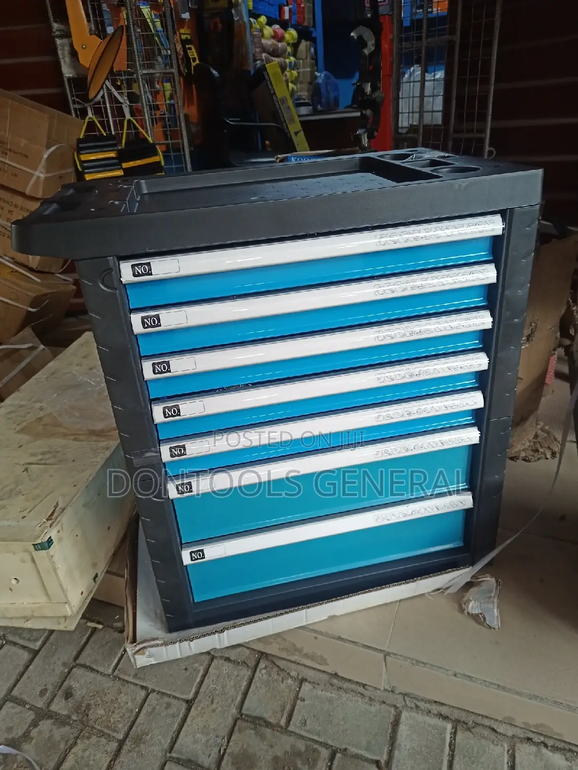 7 Drawer Tool's Box Fully Kitted
