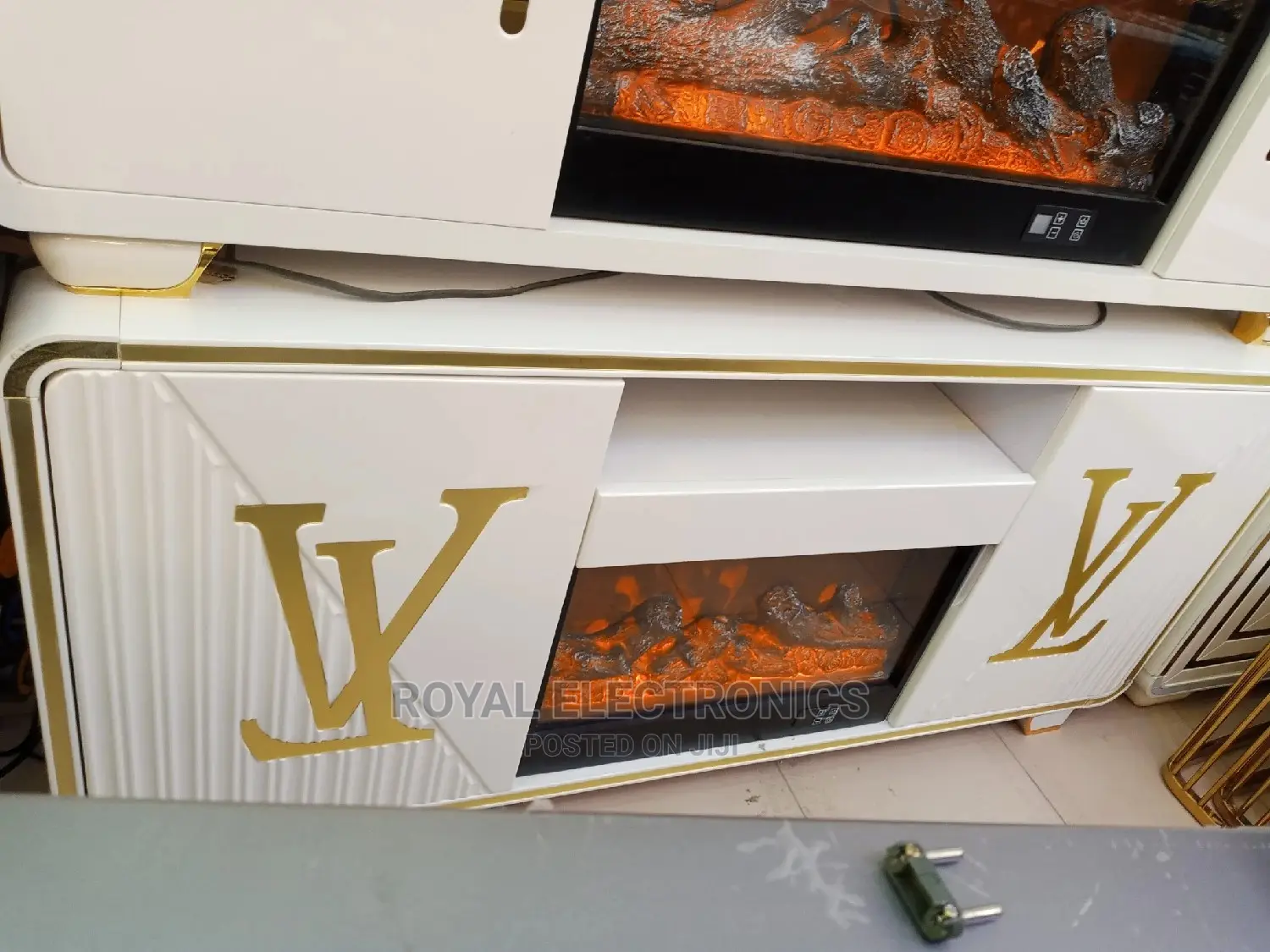 Classic Lv Tv Stand With Fire Display