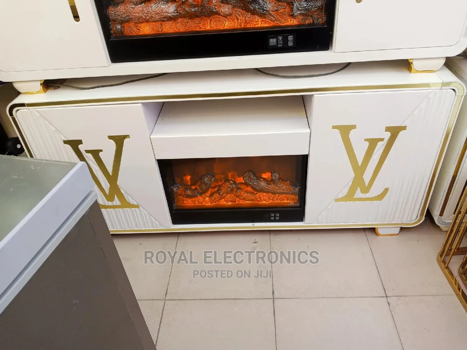 Classic Lv Tv Stand With Fire Display