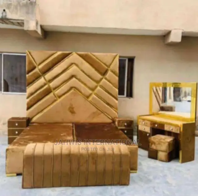 Beautiful 6by6 Bed Frame