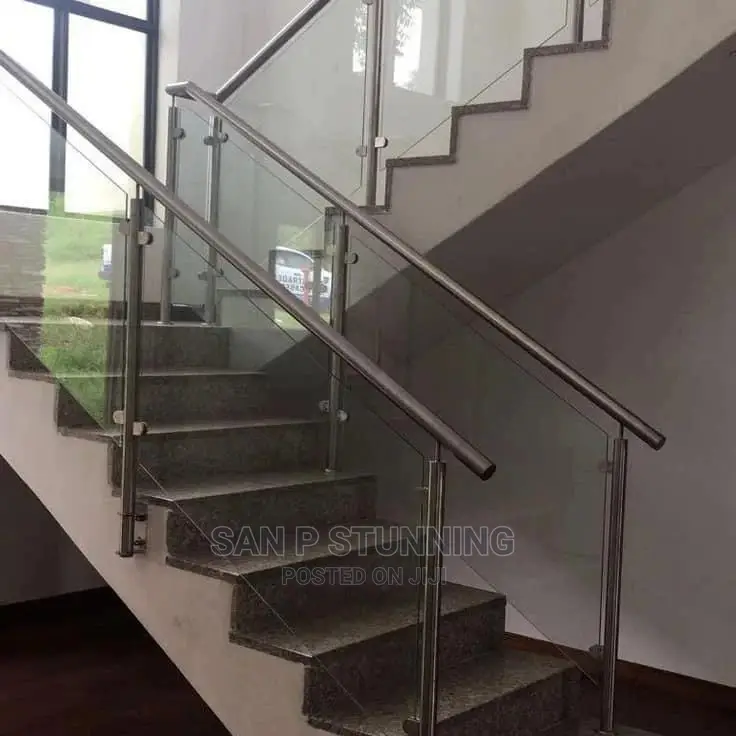 Classic Glass Railing Design With Lovely Fittings