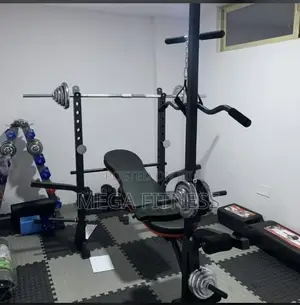 Weight Bench With Latpull