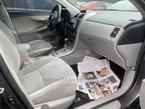 Toyota Corolla 2013 Gray