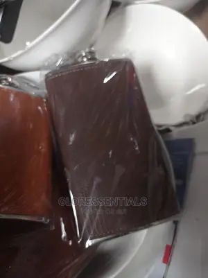 Hip Flask Refillable Portable Drink Bottle