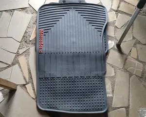 Benz C Follow Come Footmat