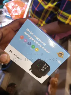 Wrist Electronic Sphygmomanometer