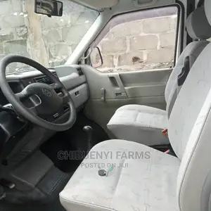 Volkswagen Transporter 2004 White