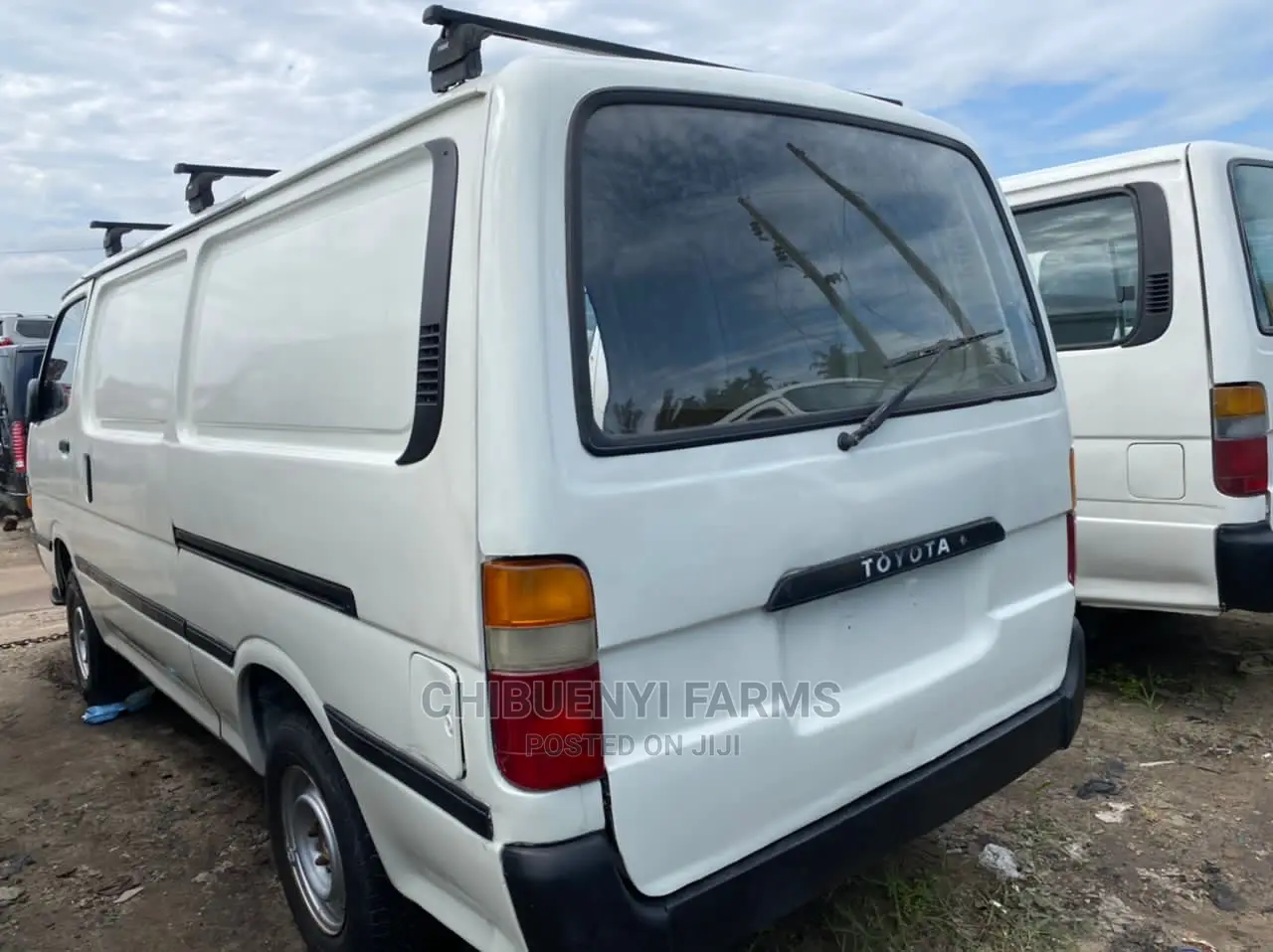 Toyota HiAce 1998 White