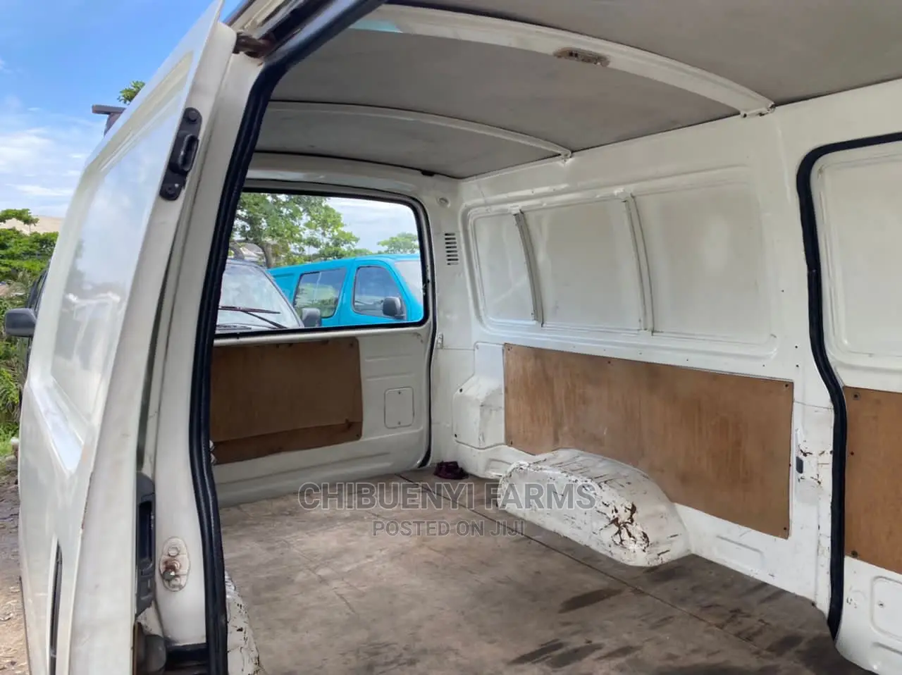 Toyota HiAce 1998 White
