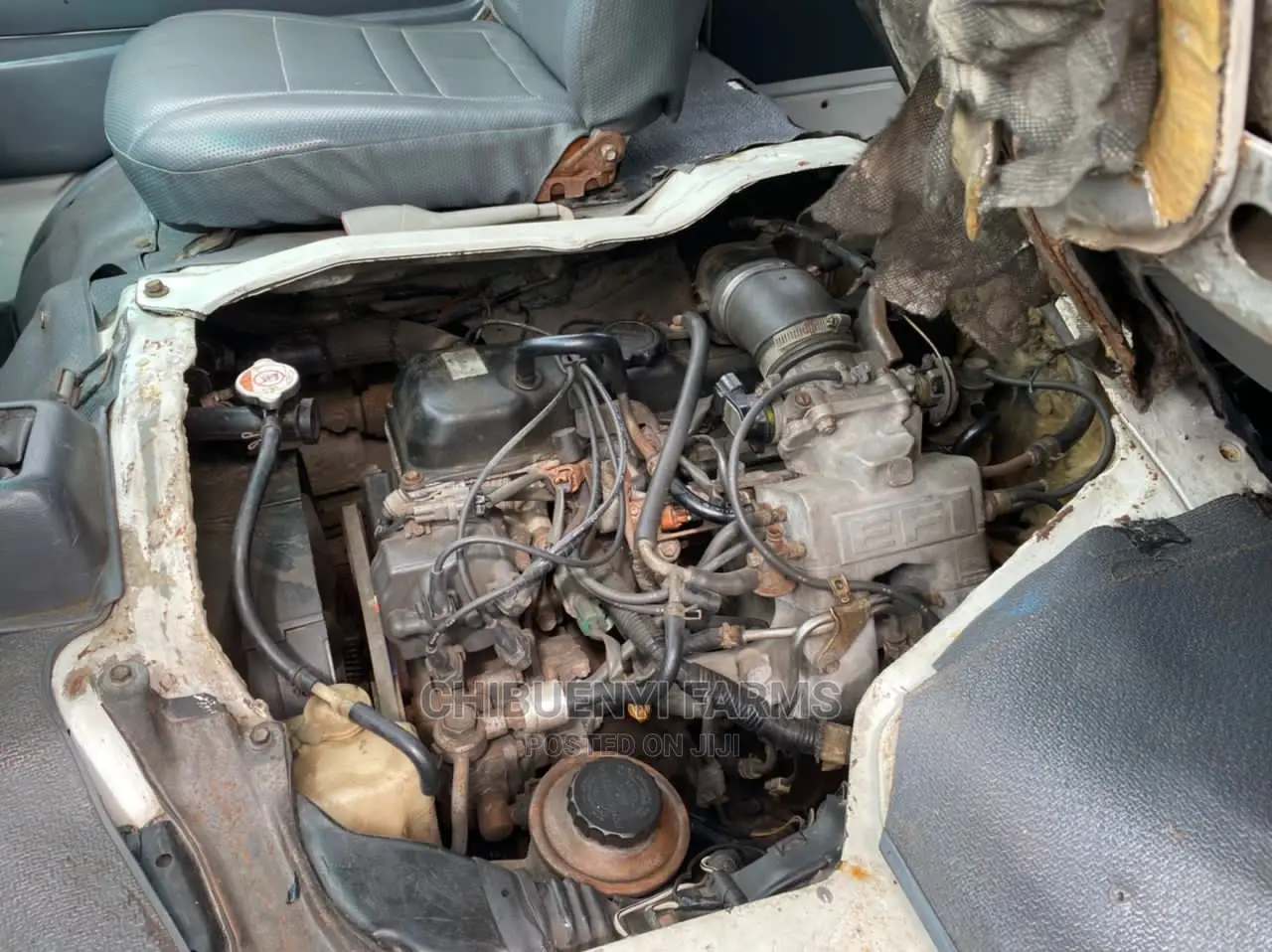 Toyota HiAce 1998 White