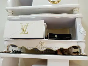 Glamour Design Center Table With Drawer