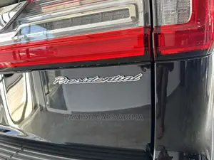 New Lincoln Navigator 2022 Black