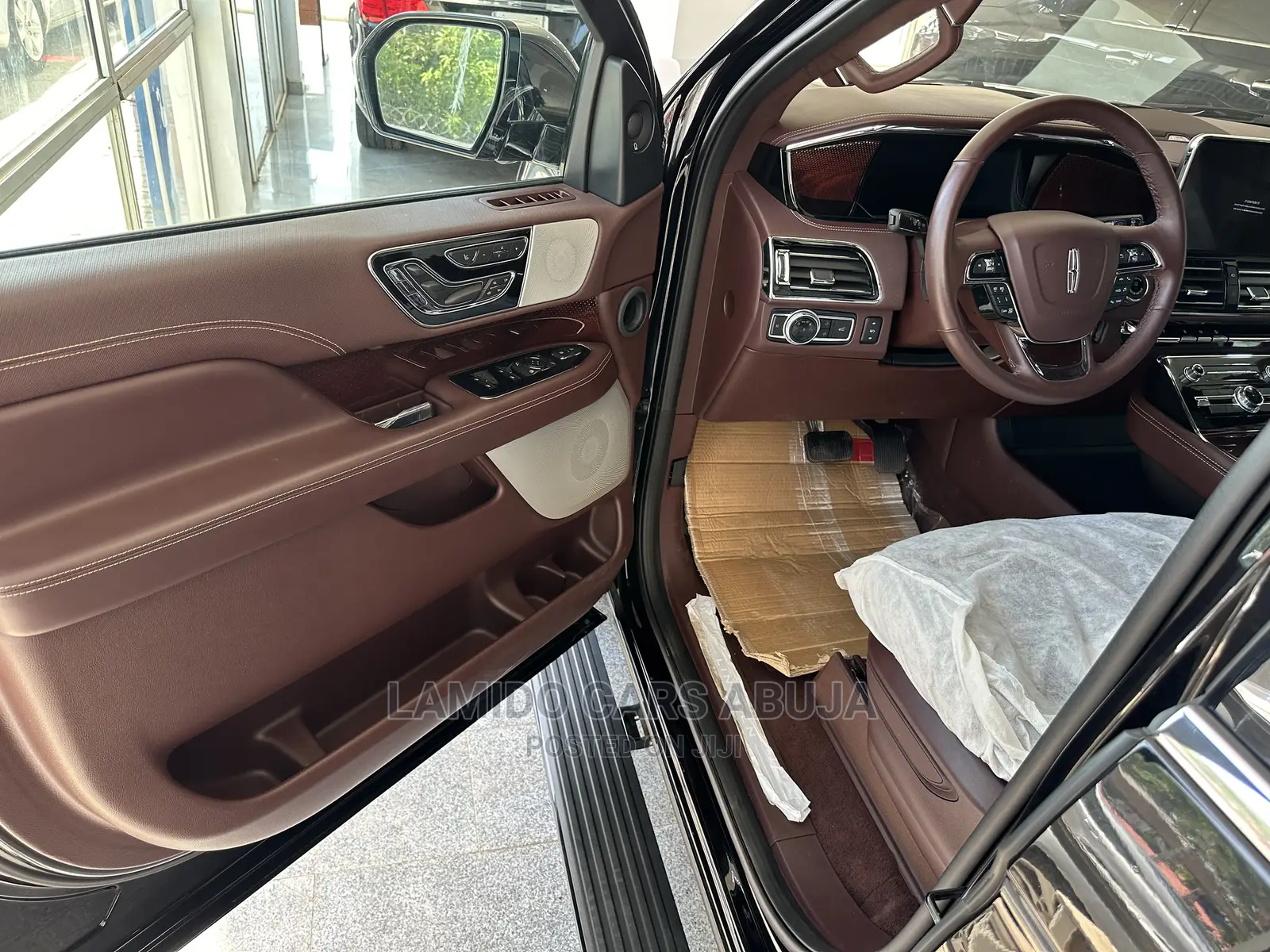 New Lincoln Navigator 2022 Black
