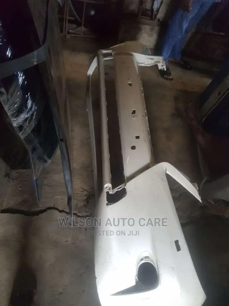 Empty Bumper Rx350 2013 Model