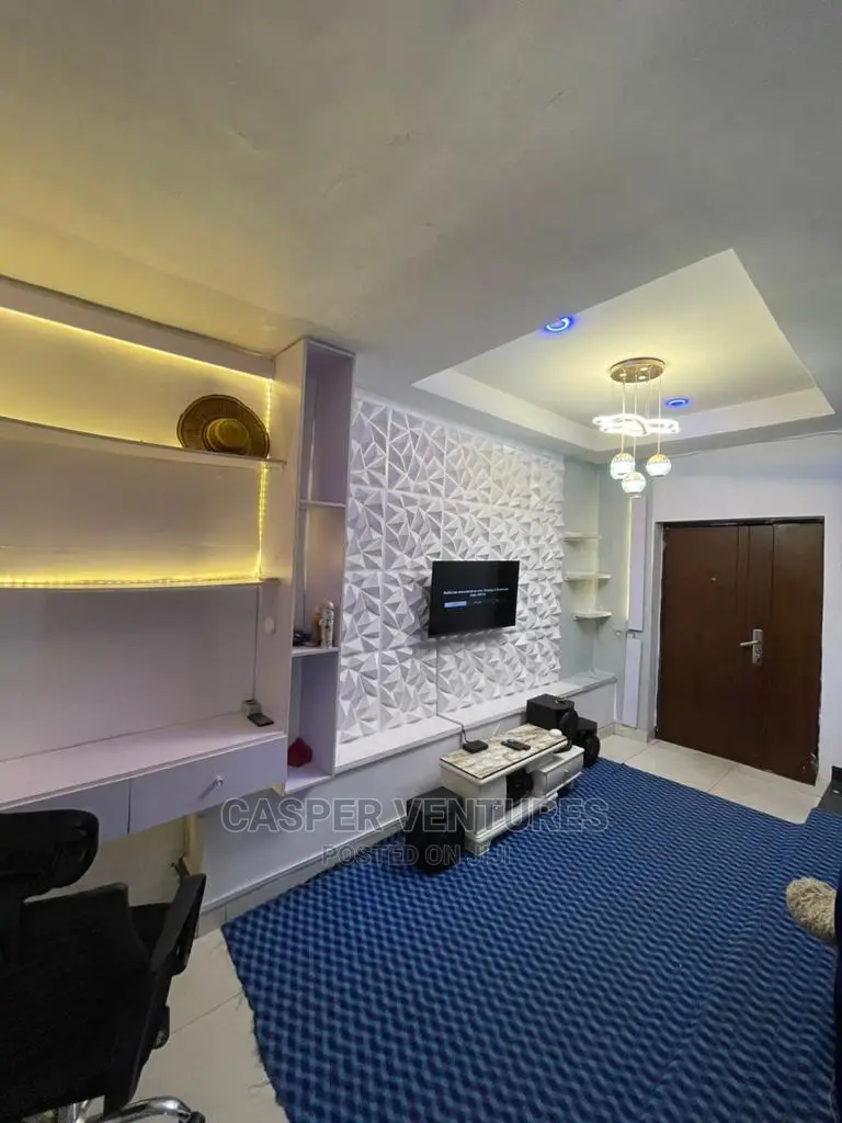 Glamorous Studio Apartment