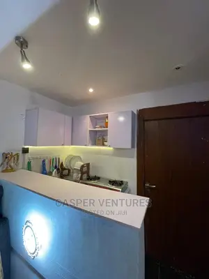 Glamorous Studio Apartment