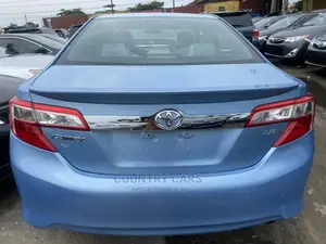 Toyota Camry 2012 Blue