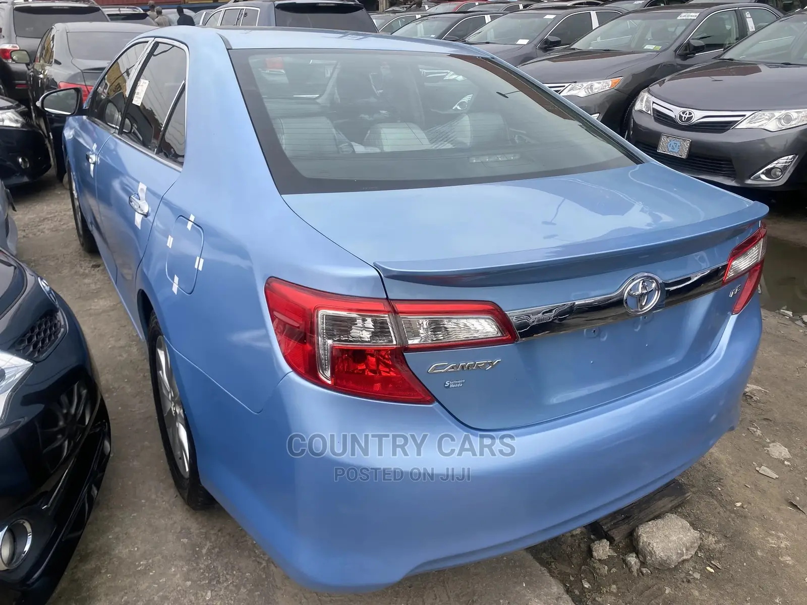 Toyota Camry 2012 Blue