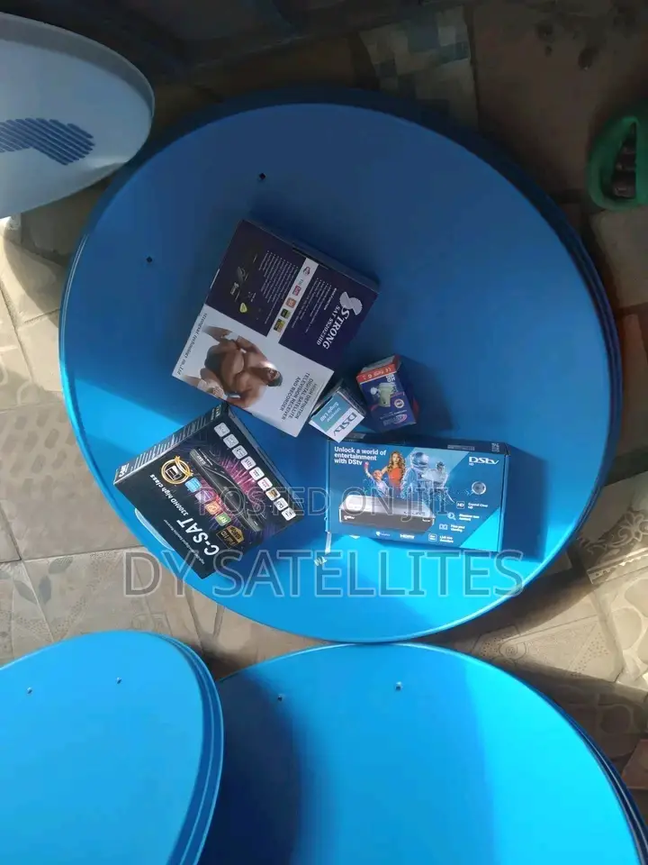 Free to Air and DSTV Decoder