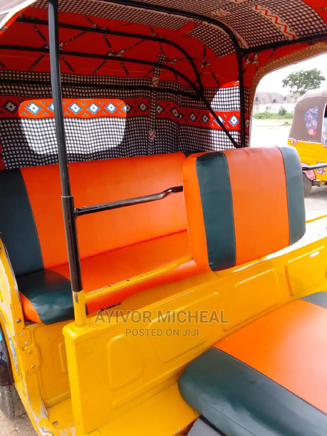 Bajaj RE 2021 Yellow