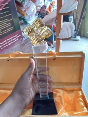 Quality Trophy Award Z15