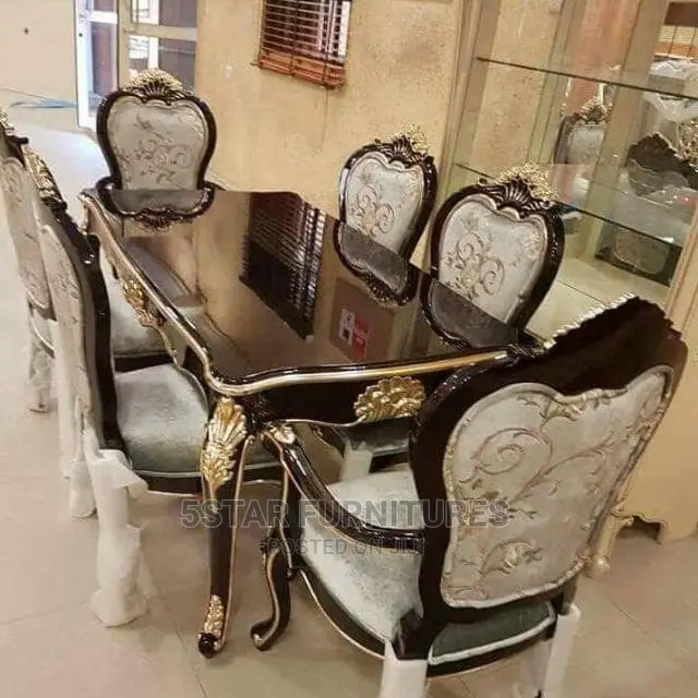Royal Dining Set