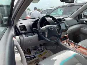 Toyota Highlander Limited 2009 Silver