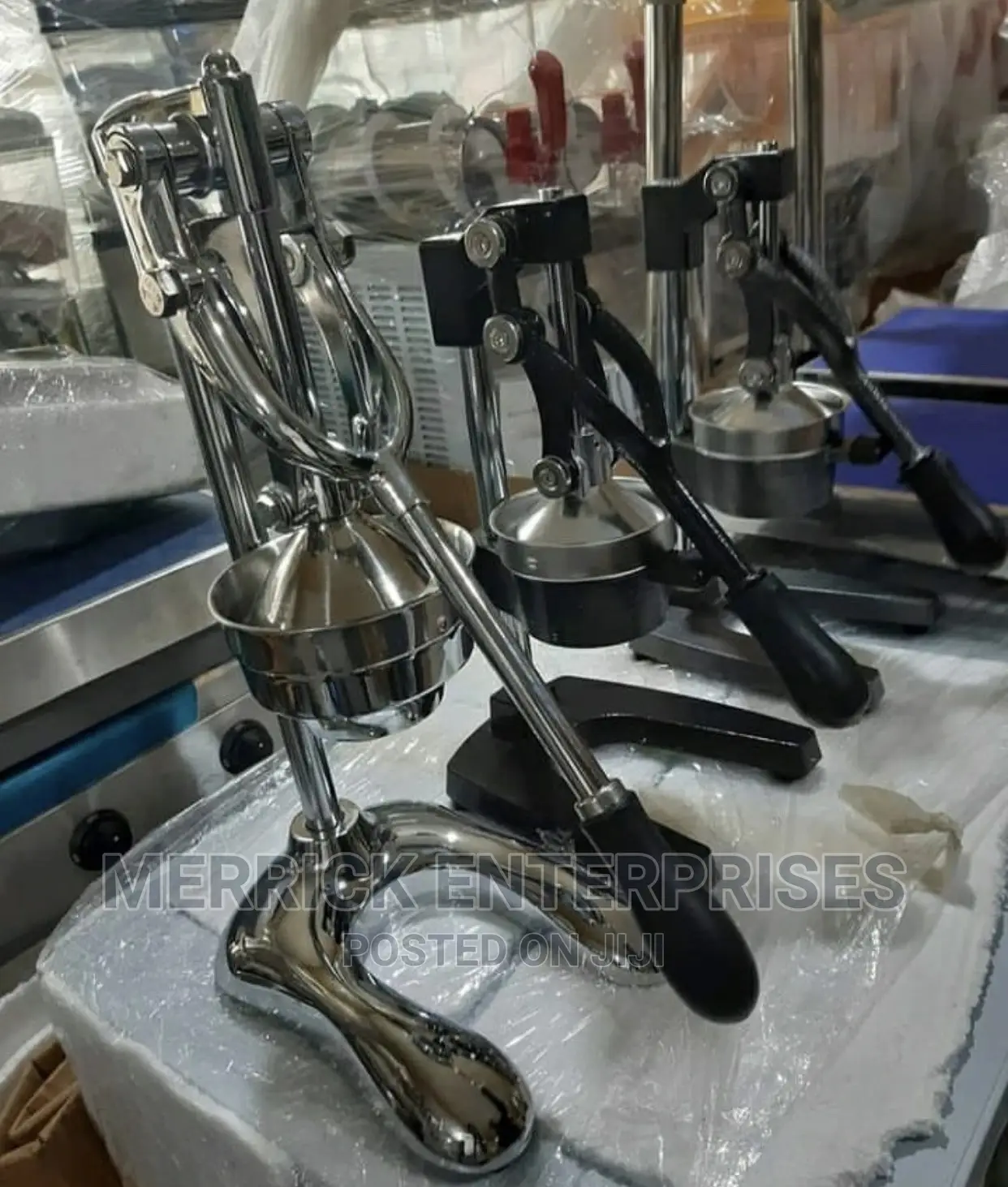 Hand Press Orange Juicer