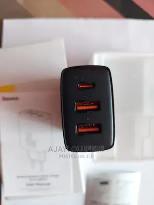 Baseus 30W Compact Fast Charger.