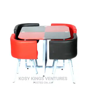 High Quality Four Seater Dinning Set