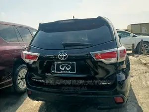 Toyota Highlander 2015 Black
